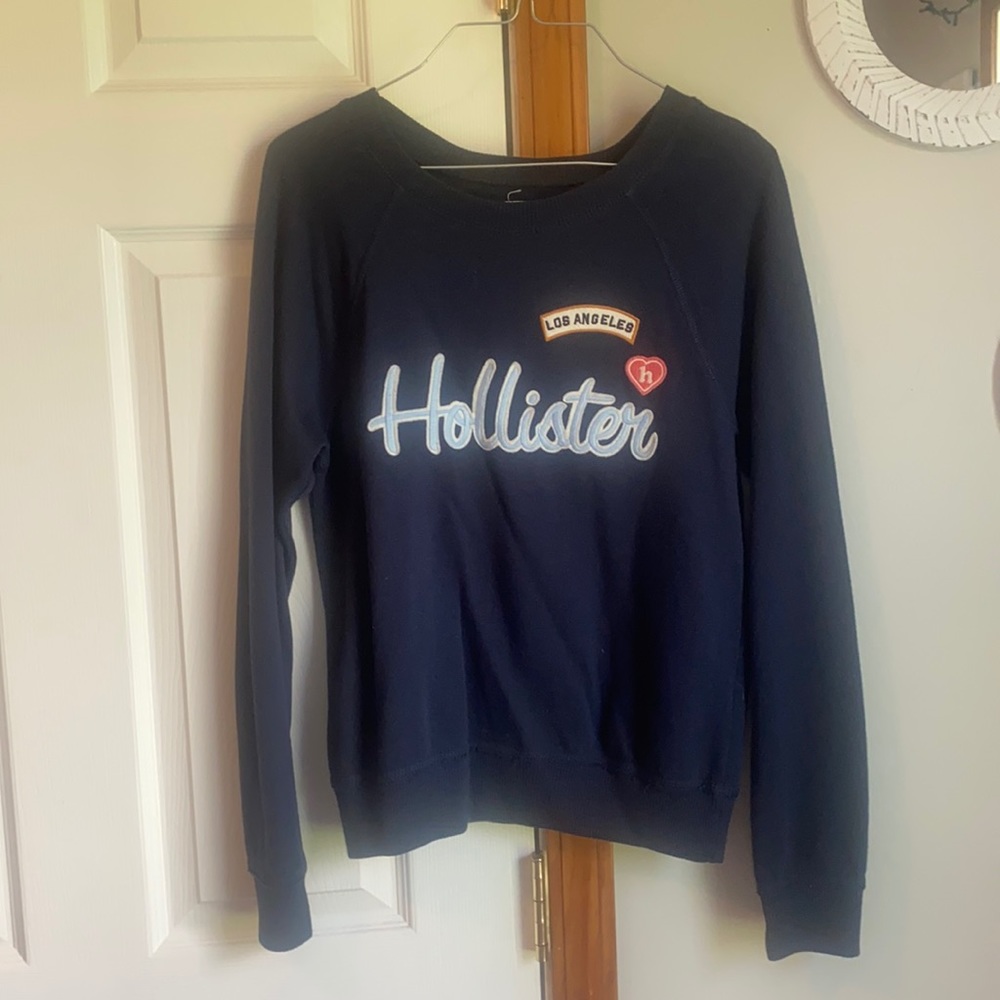 Women’s hollister crewneck